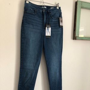 Sofia Vergara Hi Rise Skinny Jeans